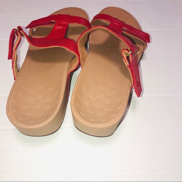 Vionic Ellie red Adjustable Platform Sandals 10 - Picture 3 of 5